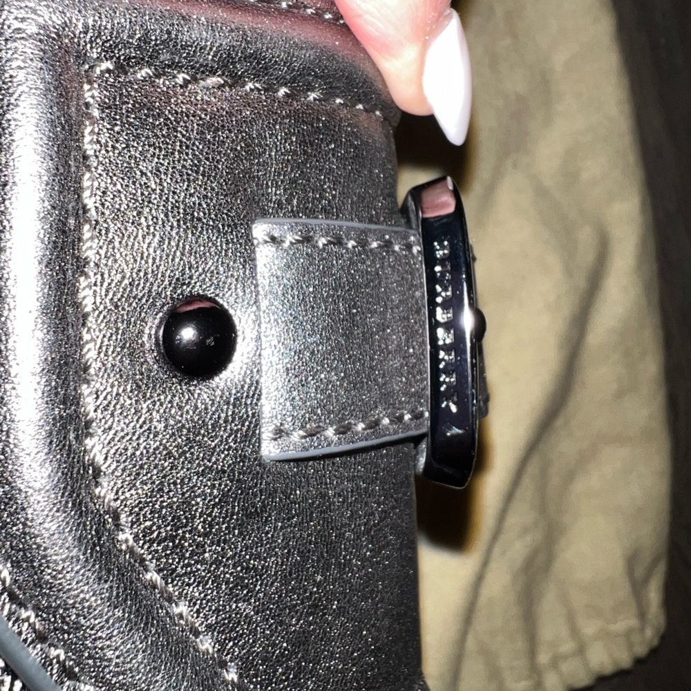 Authentic Burberry Super Nova Check Shoulder Bag - Picture 6 of 16